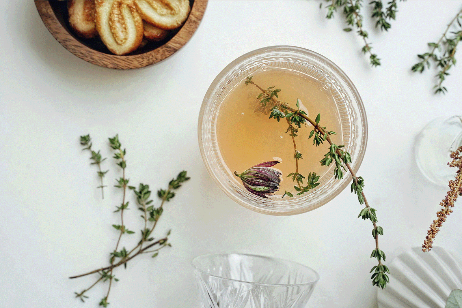 Mastering Hangover Relief: Expert Insights and Natural Remedies