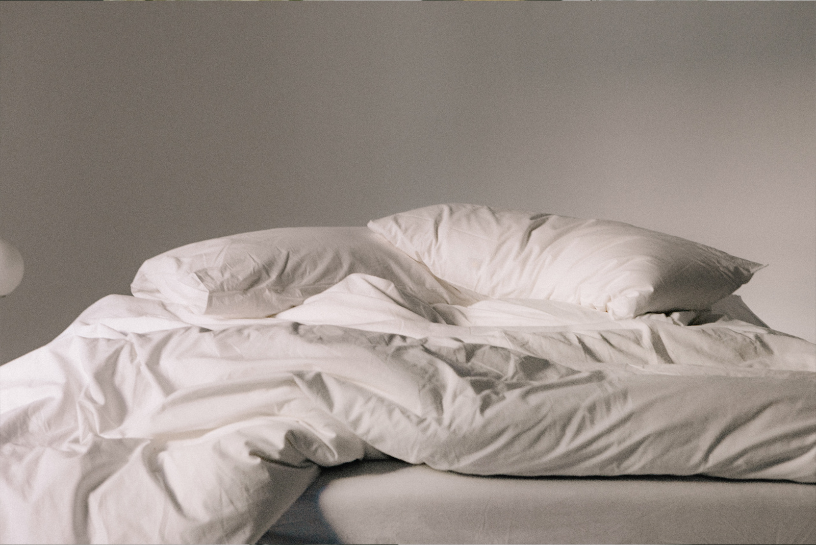 Alcohol and Sleep: Why You Wake Up Tired After Drinking